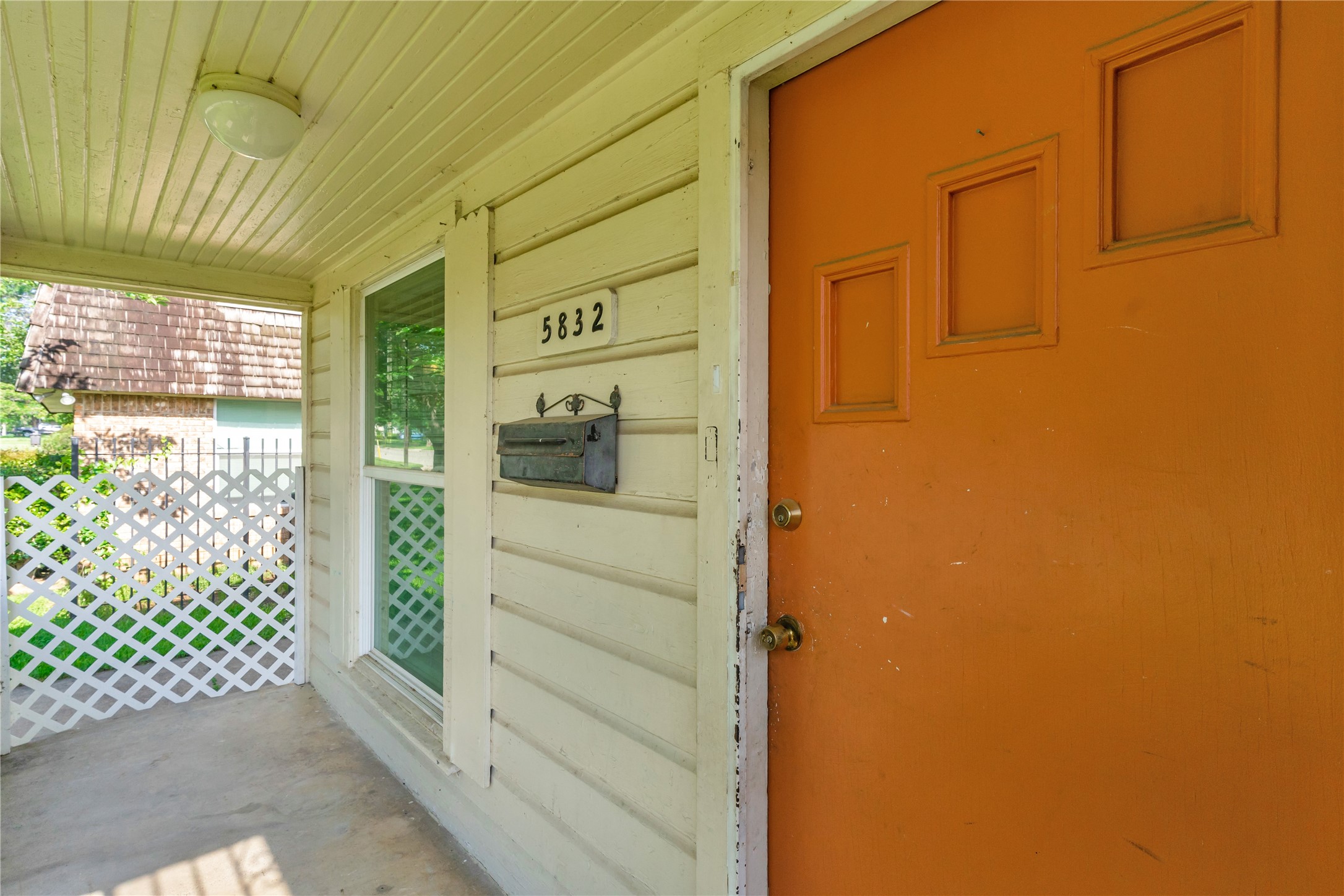 5832 Locke Avenue Fort Worth TX 76107