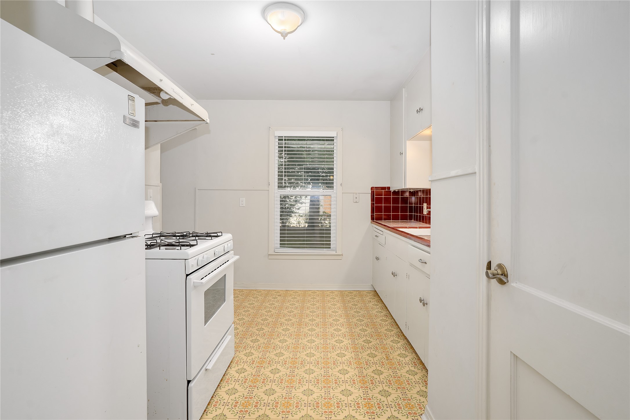 5832 Locke Avenue Fort Worth TX 76107
