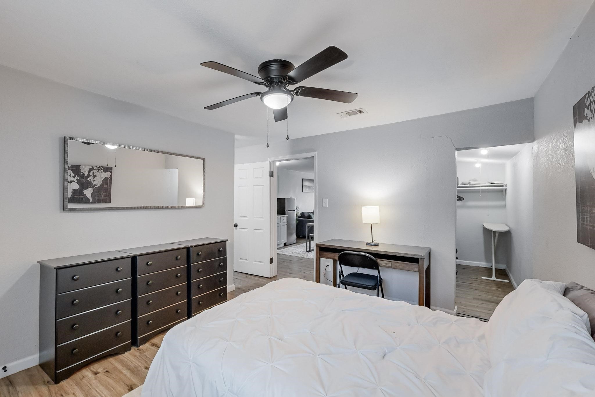 1532 Whitaker Avenue Dallas TX 75216