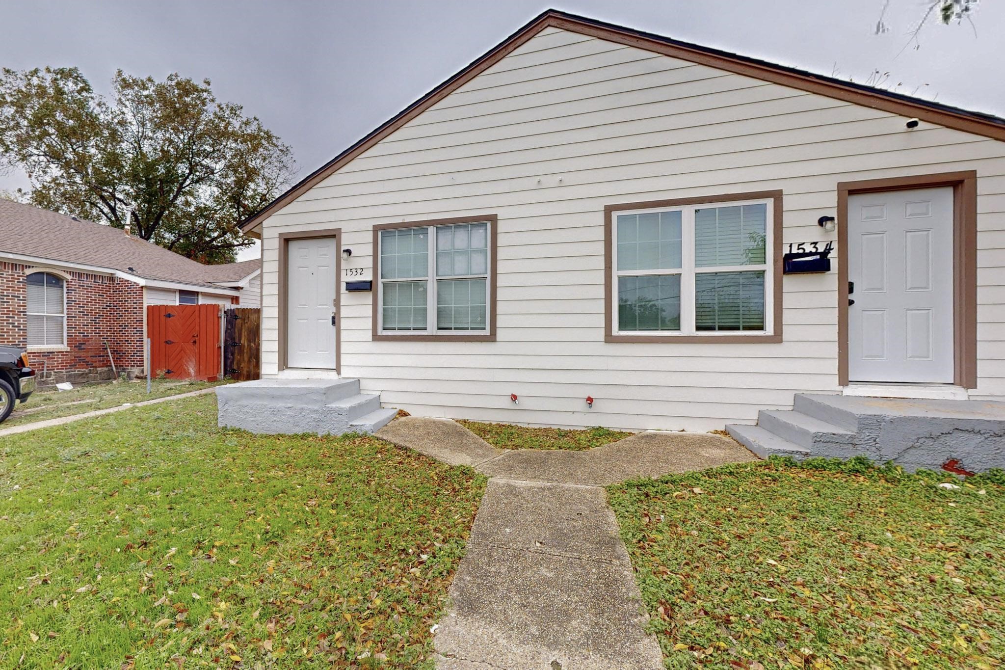 1532 Whitaker Avenue Dallas TX 75216