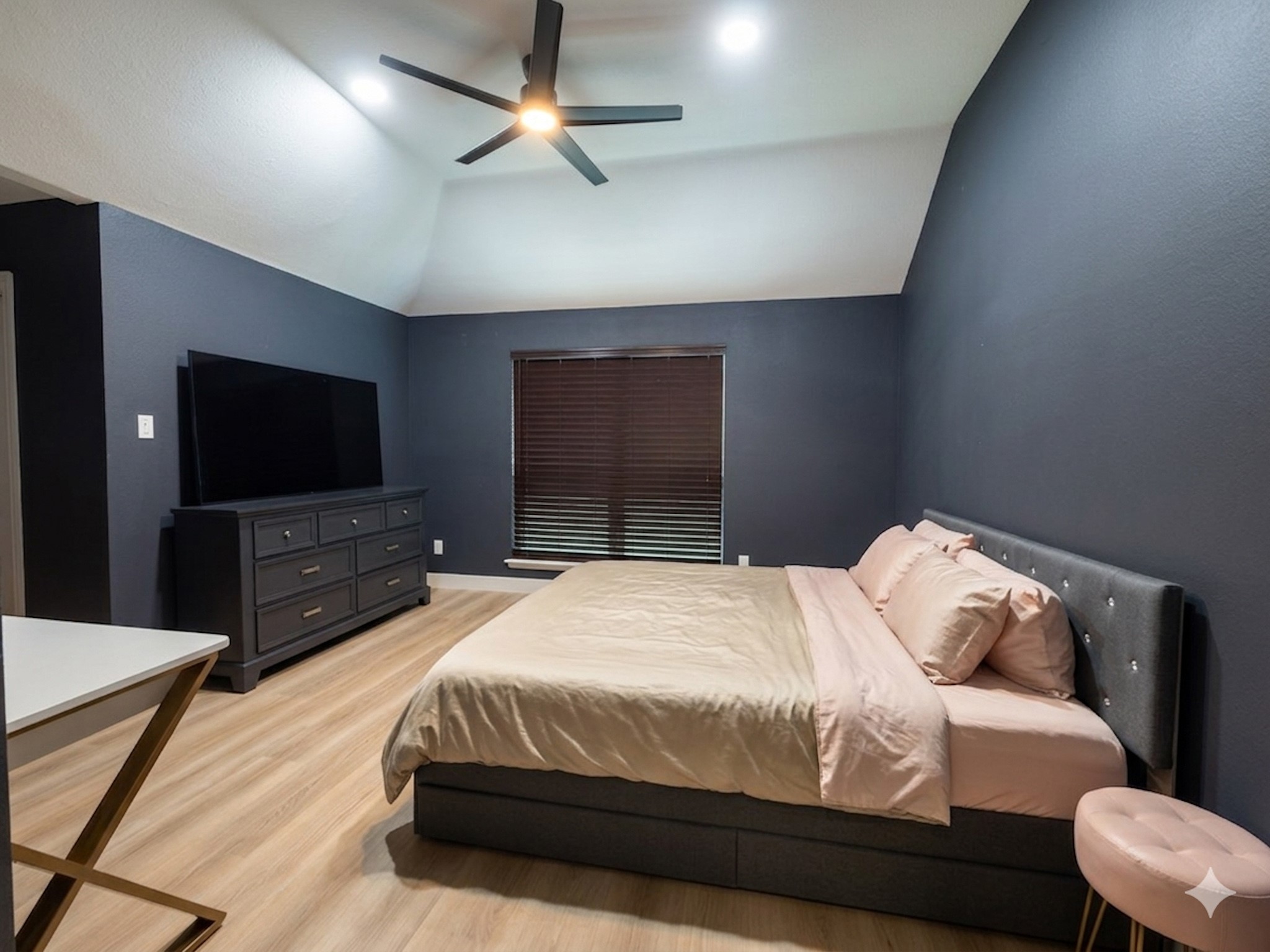 2302 Crest Park Drive Arlington TX 76006