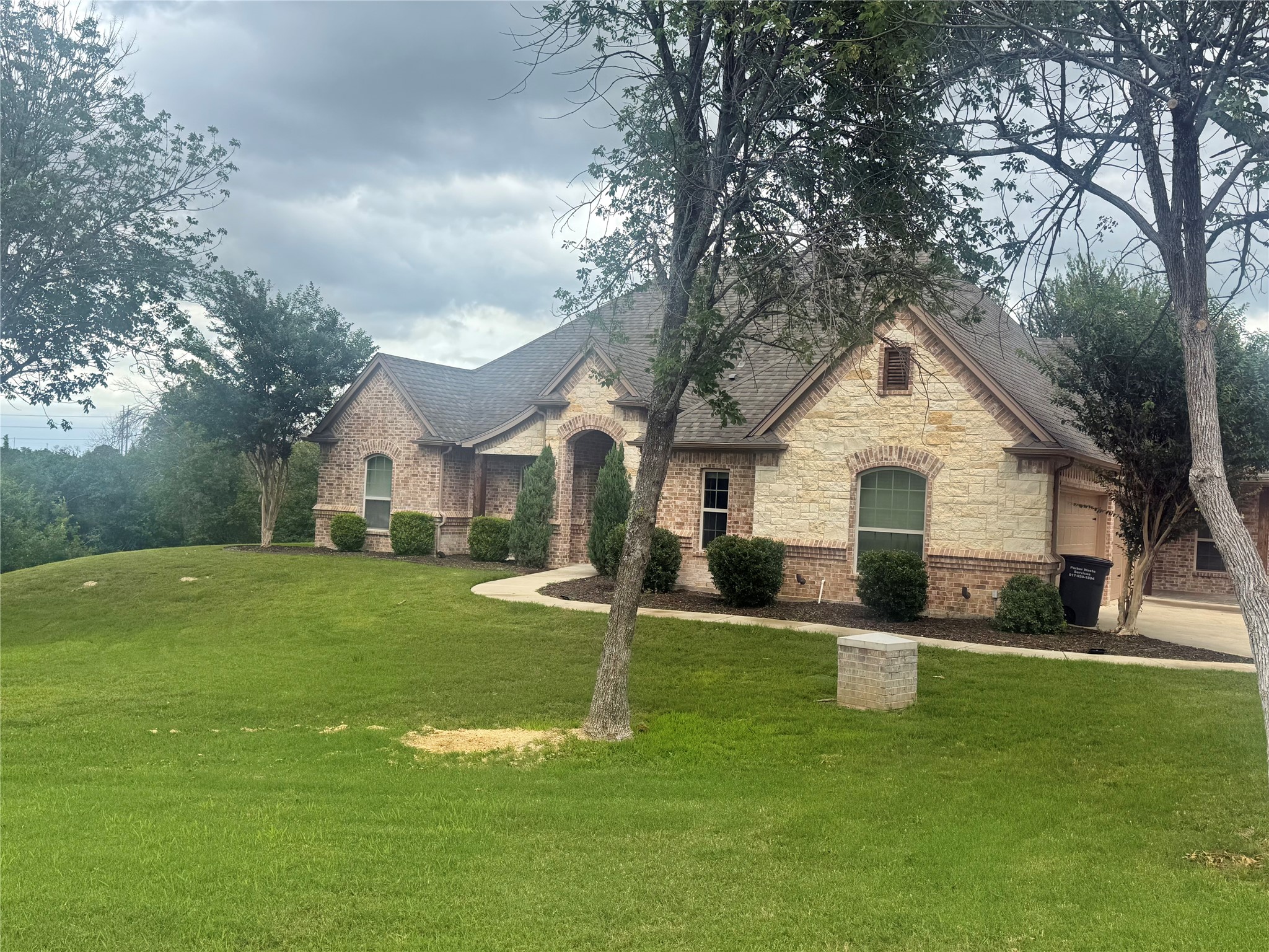 101 Bedding Lane Azle TX 76020