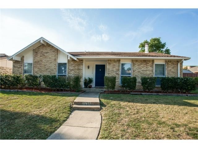 Dallas TX, 11738 Featherbrook Drive