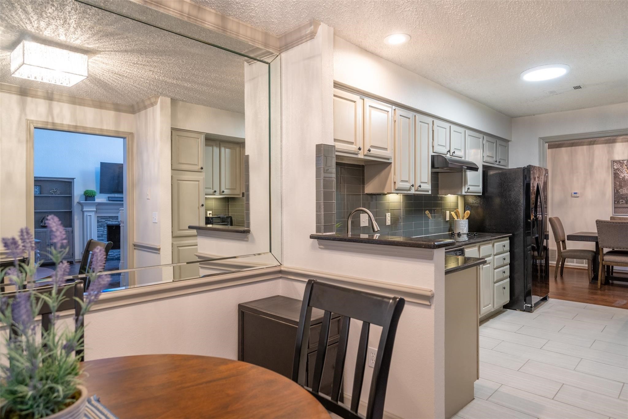 17735 Windflower Way Dallas TX 75252