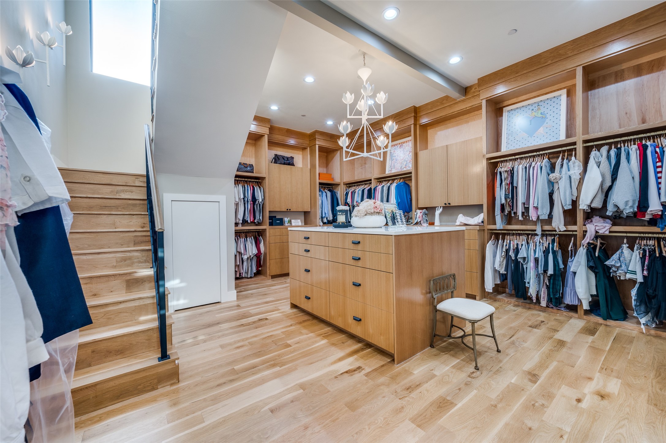 4215 Nashwood Lane Dallas TX 75244