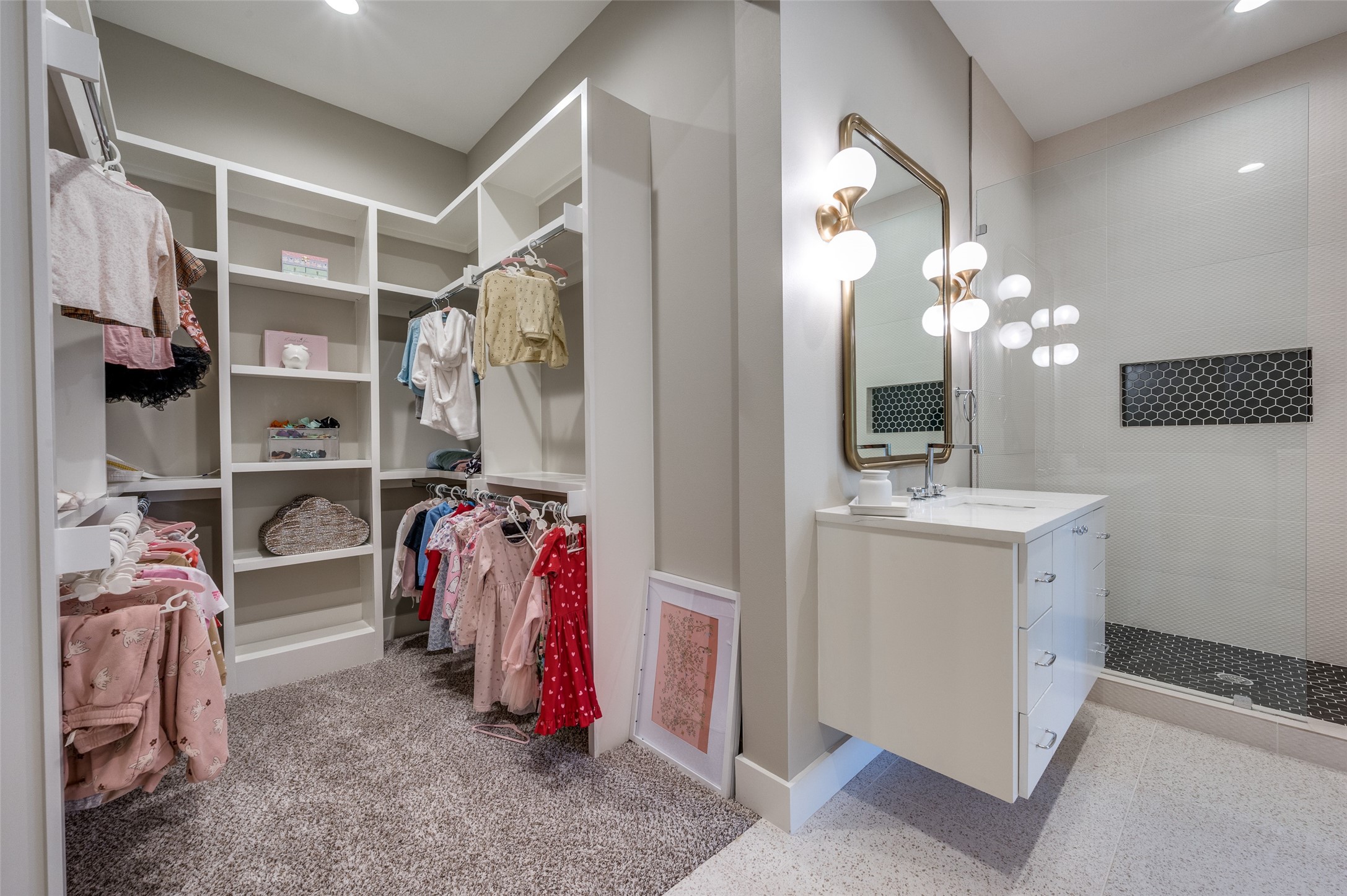 4215 Nashwood Lane Dallas TX 75244