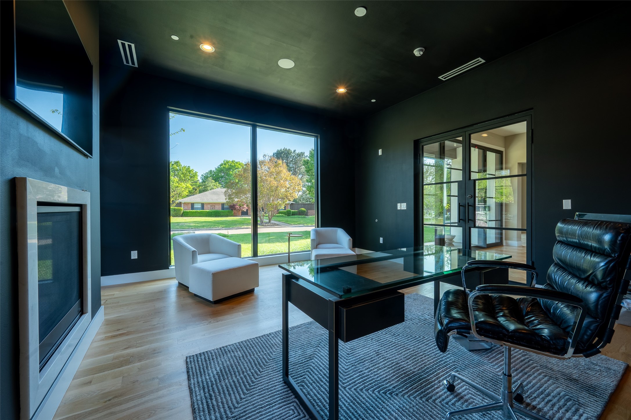 4215 Nashwood Lane Dallas TX 75244