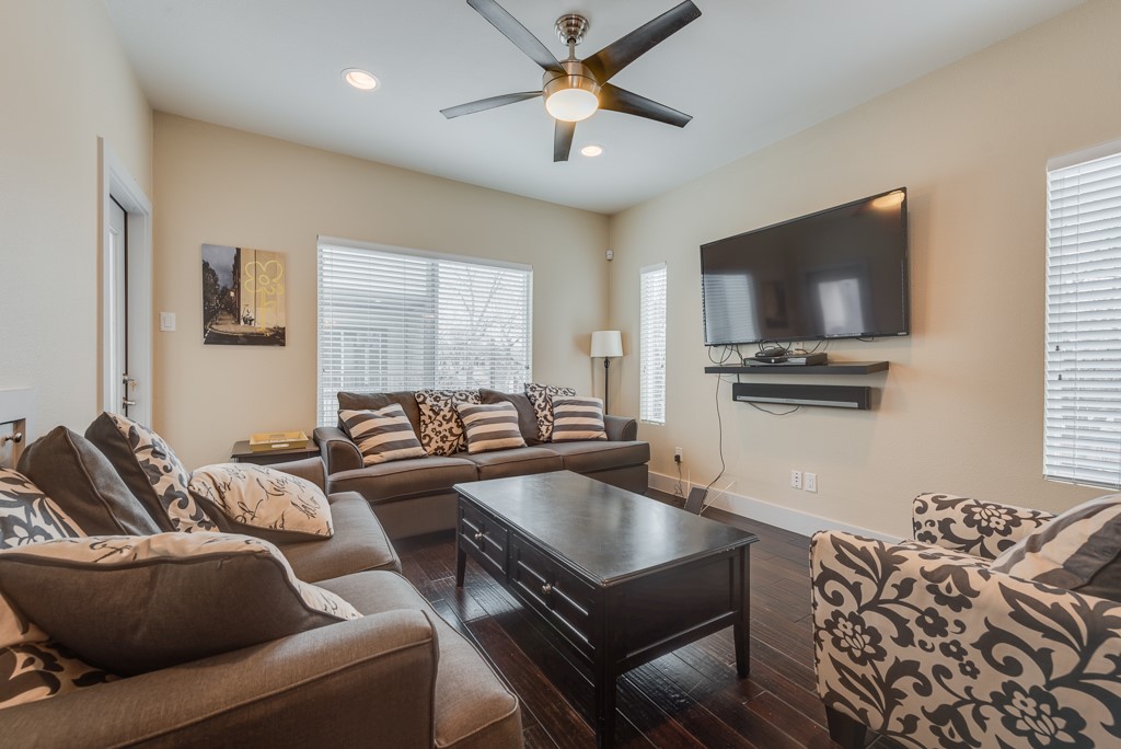 5924 Hudson Street Dallas TX 75206
