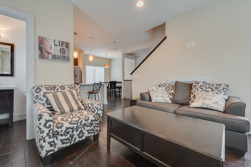 5924 Hudson Street Dallas TX 75206