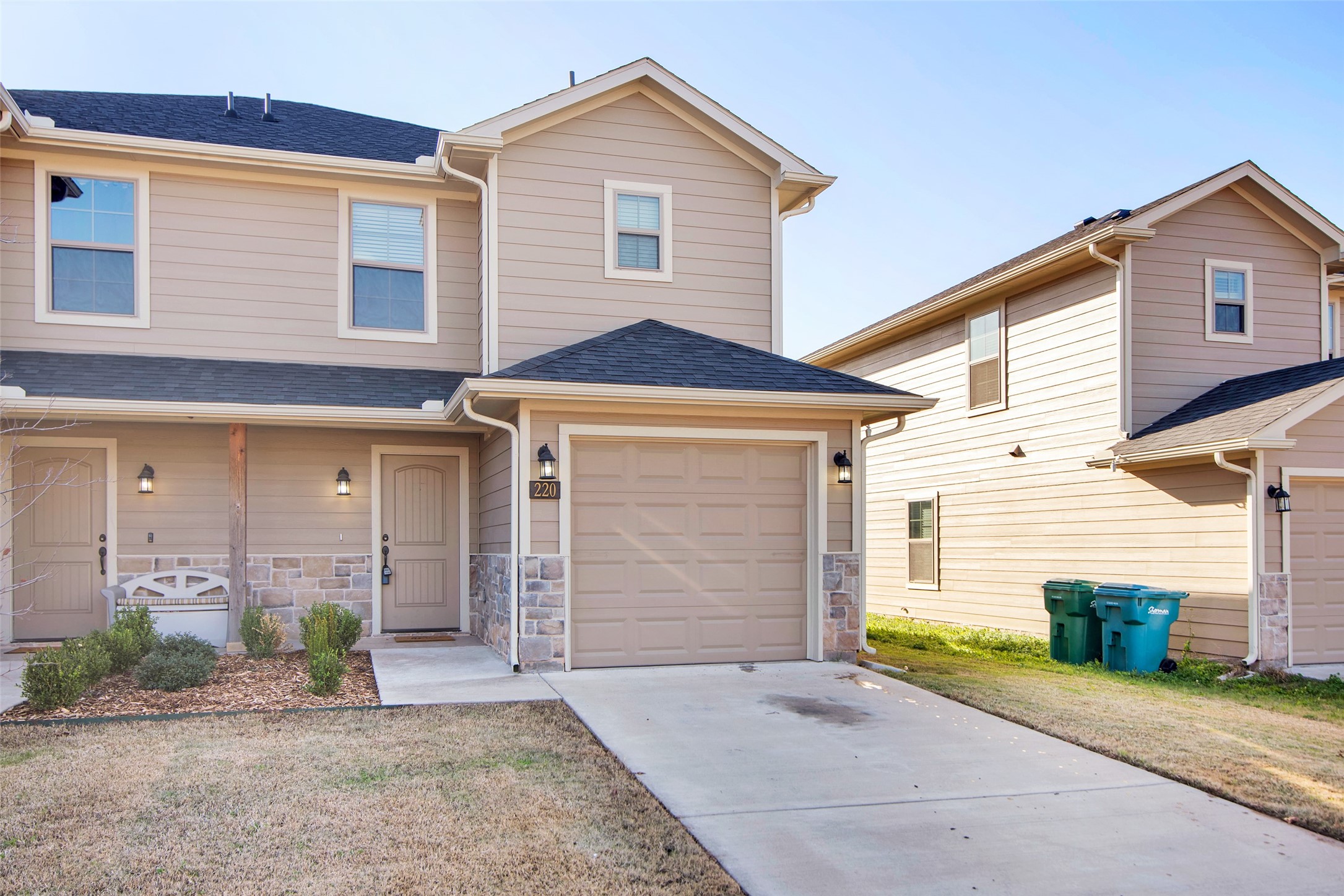 218 W Lake Street Sherman TX 75090