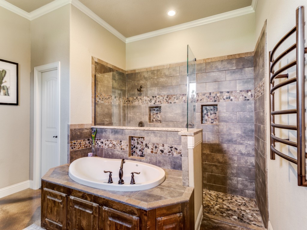 146 Fawna Drive Azle TX 76020