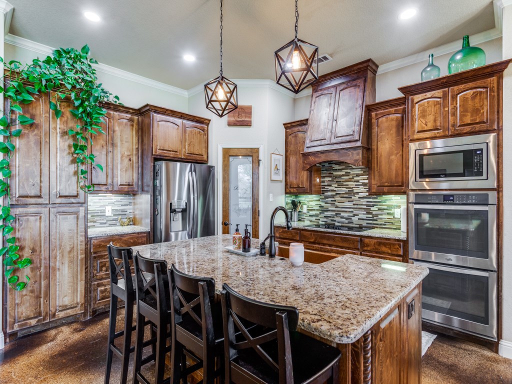 146 Fawna Drive Azle TX 76020