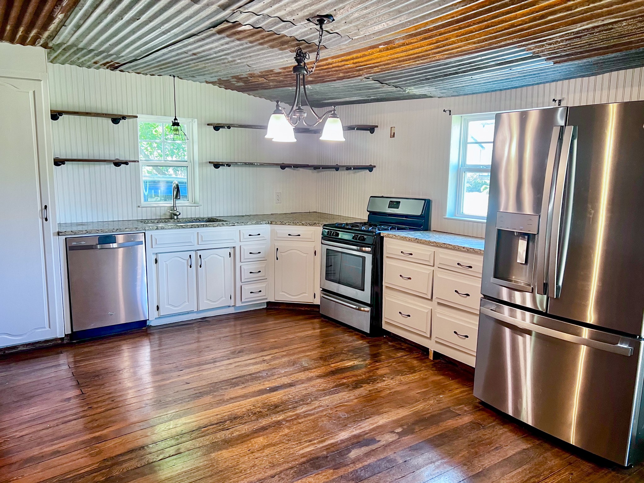 182 Douglas Street Van Alstyne TX 75495