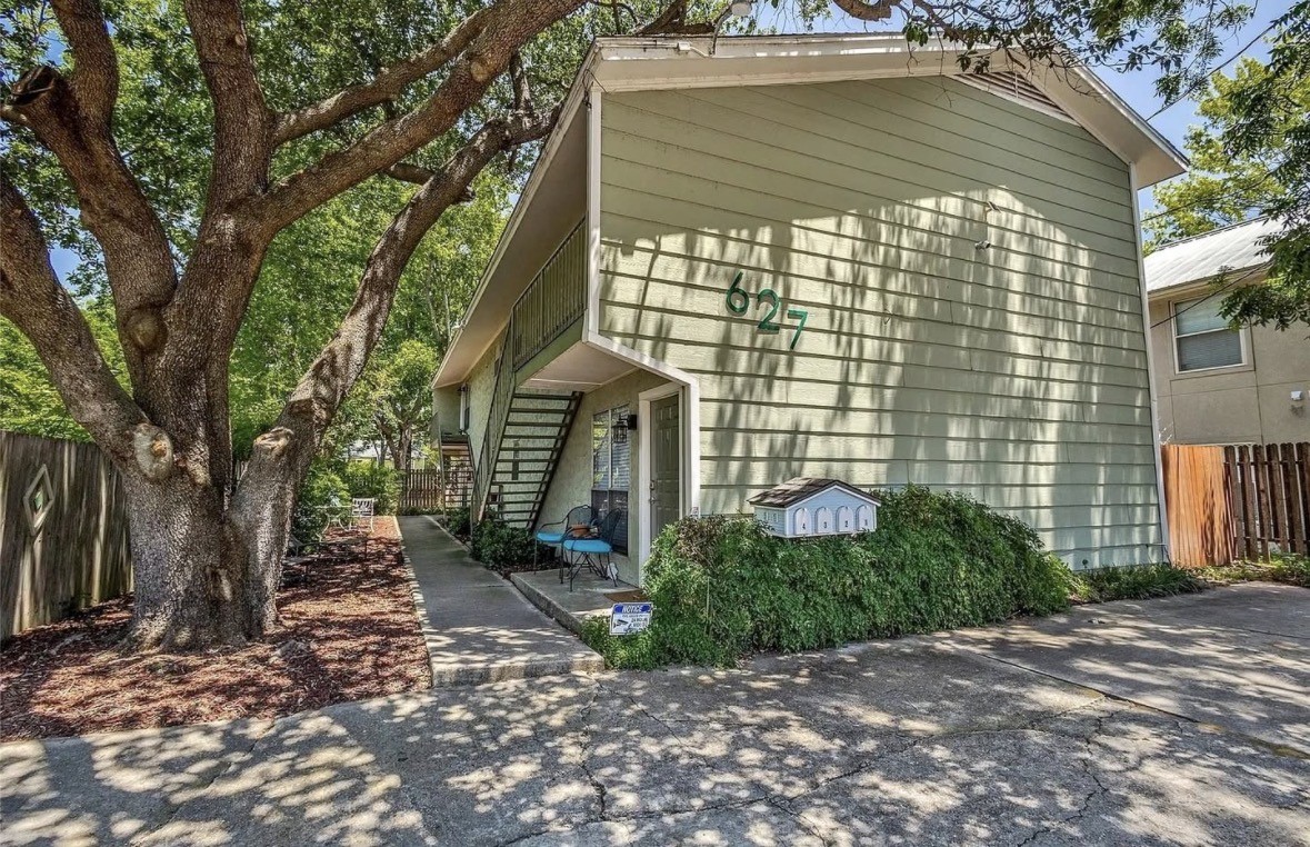627 Texas Street Denton TX 76209