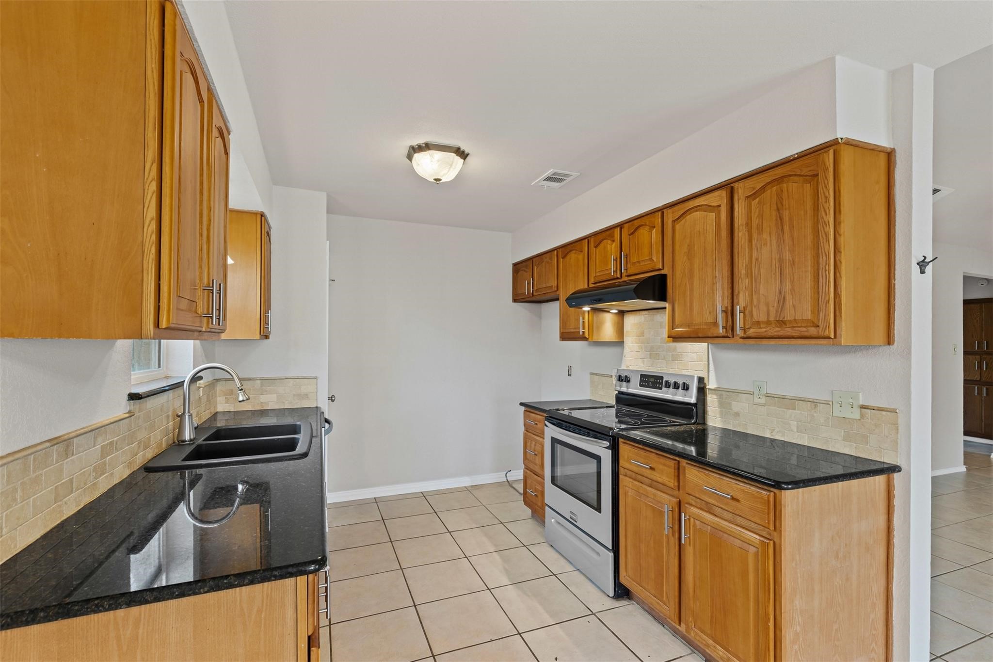 1605 Morningside Drive Cleburne TX 76033