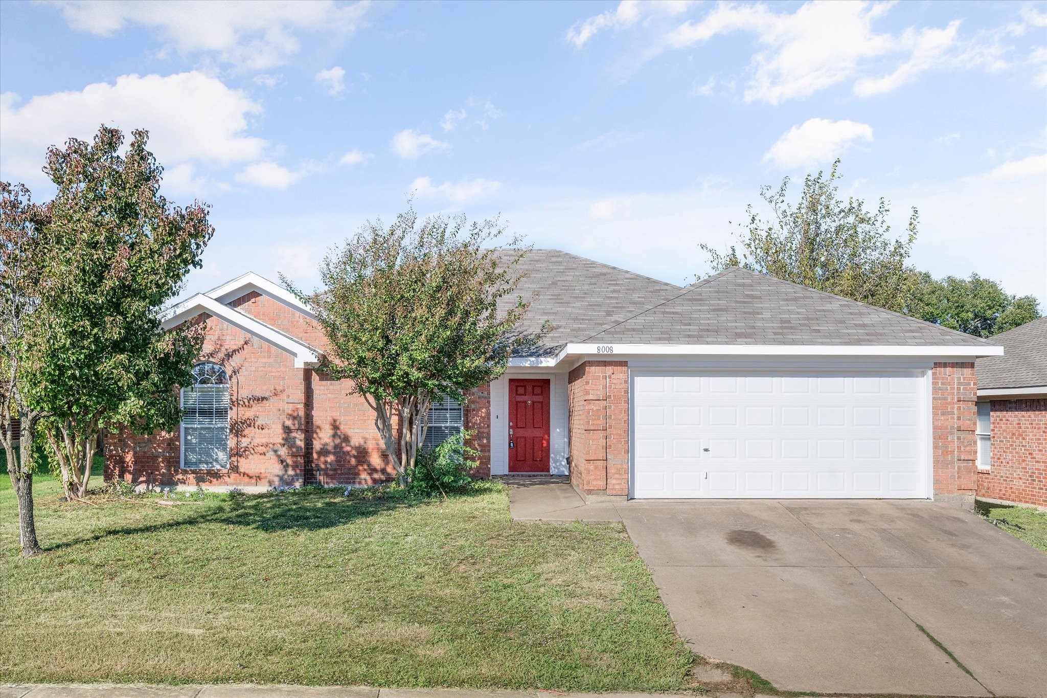 8008 Peregrine Trail Arlington TX 76001