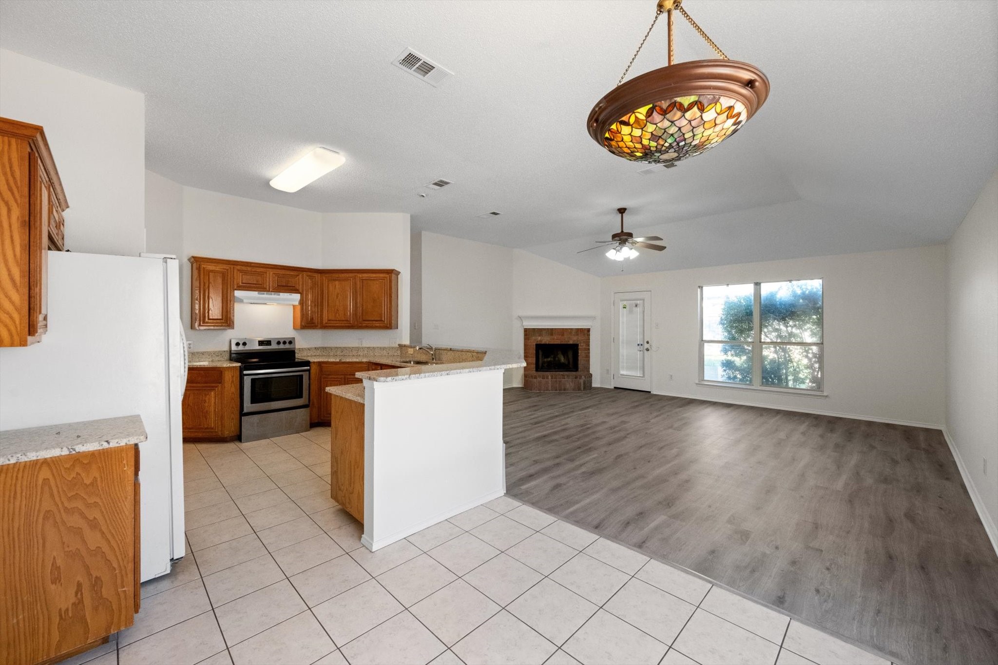 8008 Peregrine Trail Arlington TX 76001