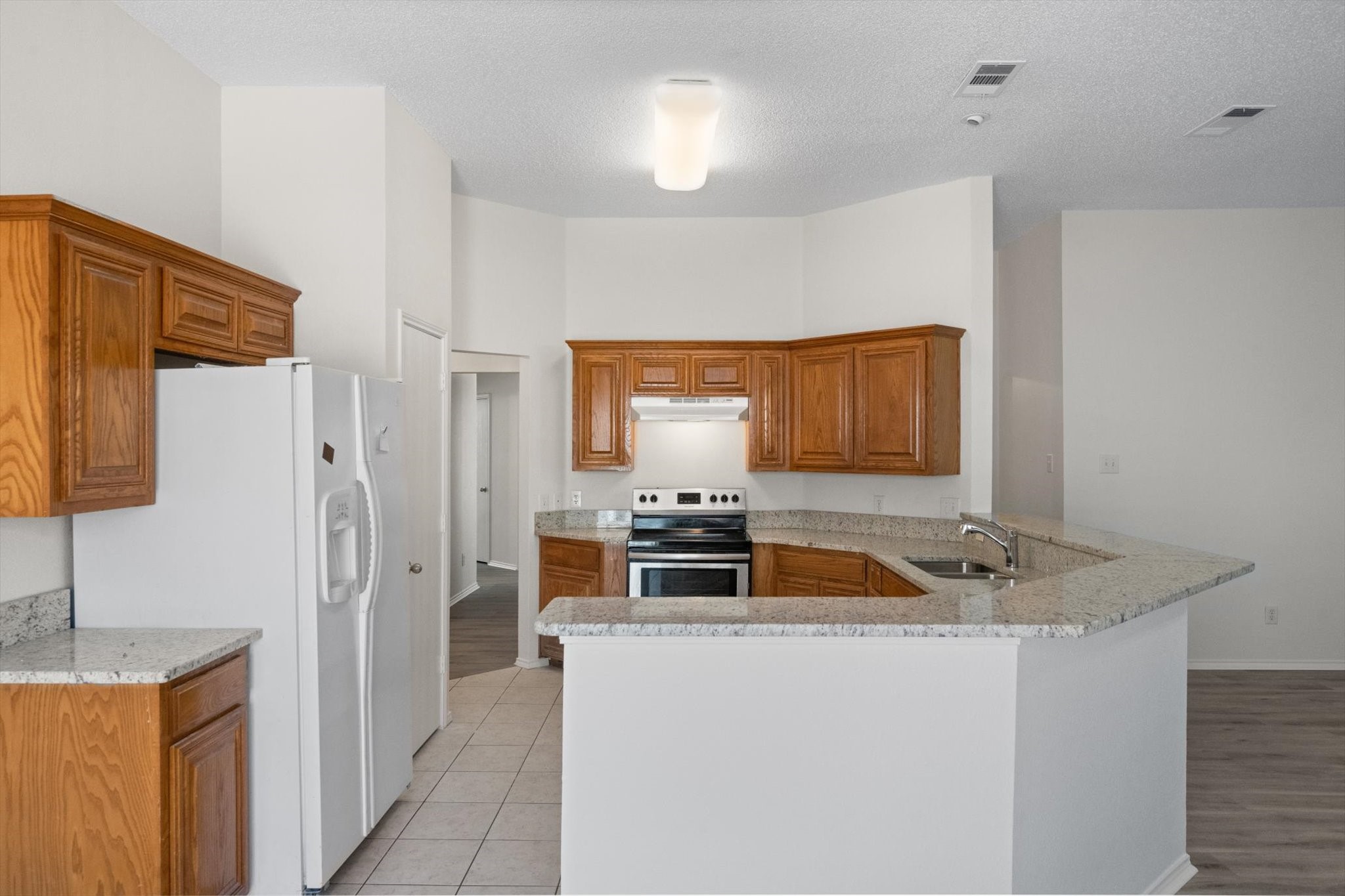 8008 Peregrine Trail Arlington TX 76001