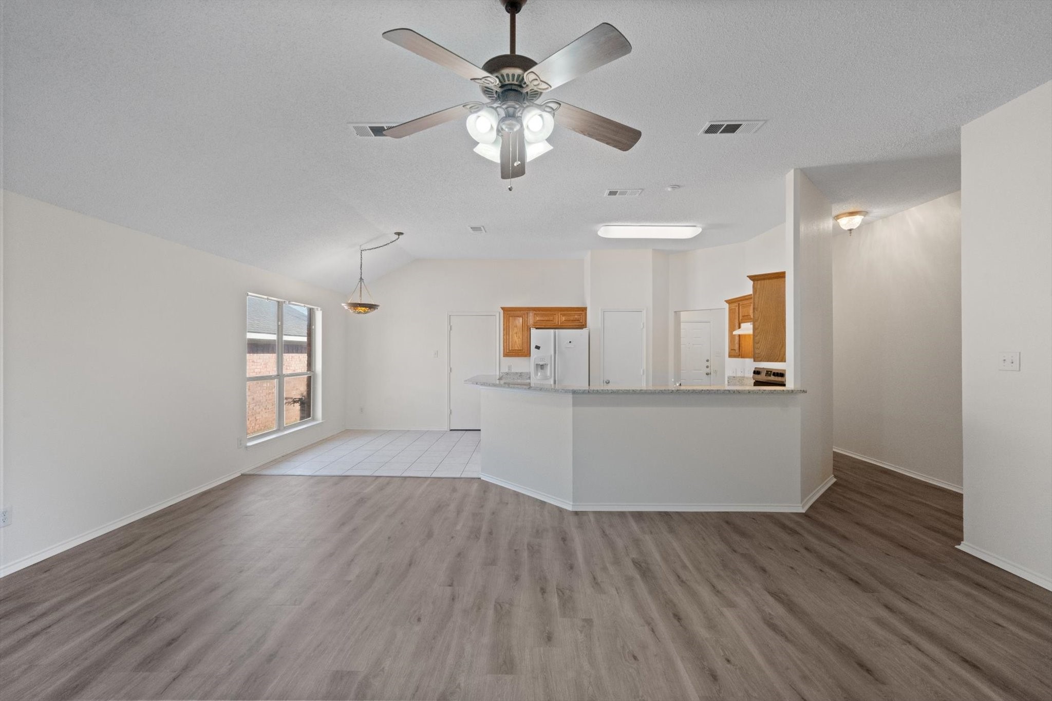 8008 Peregrine Trail Arlington TX 76001