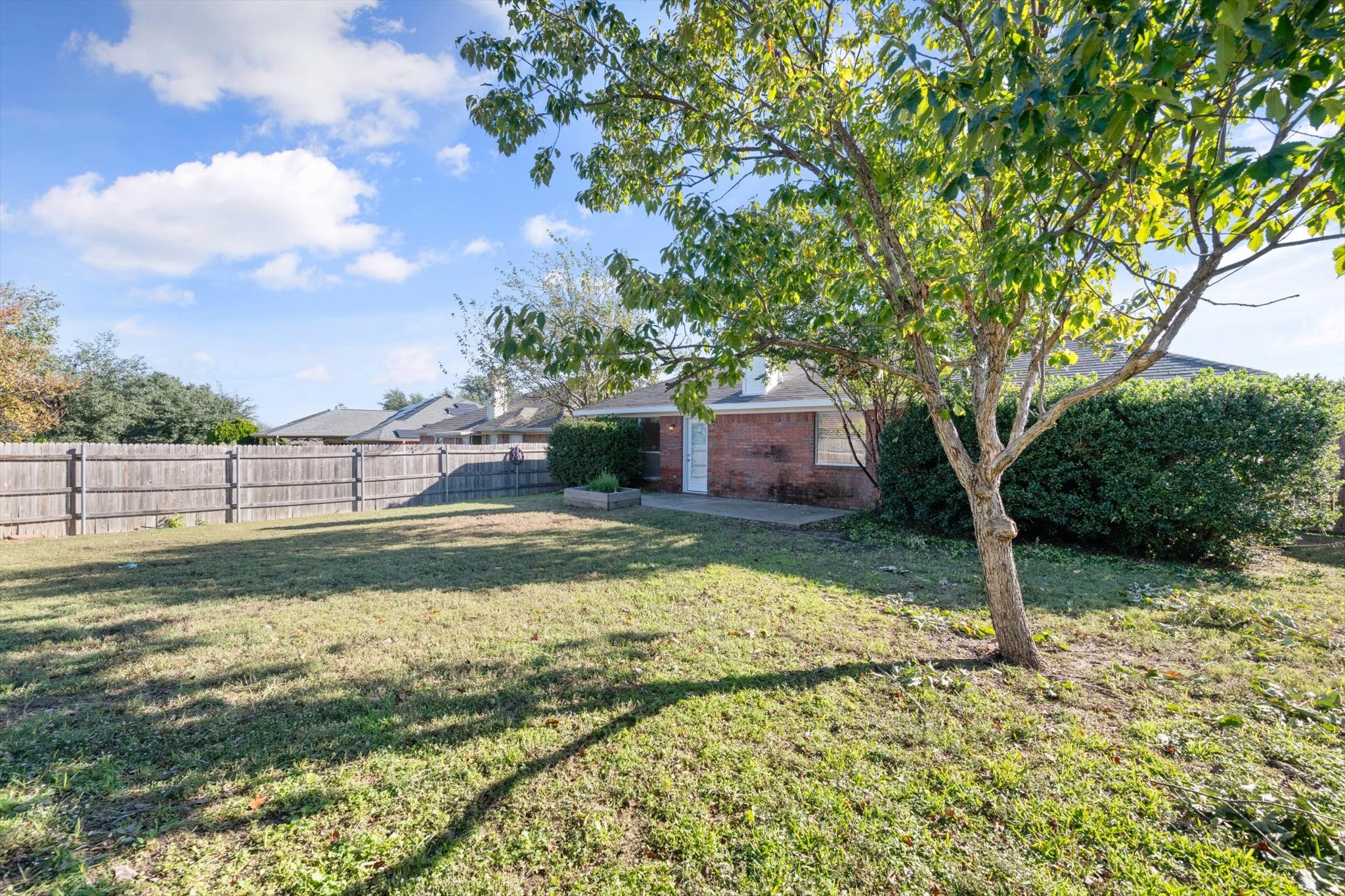 8008 Peregrine Trail Arlington TX 76001