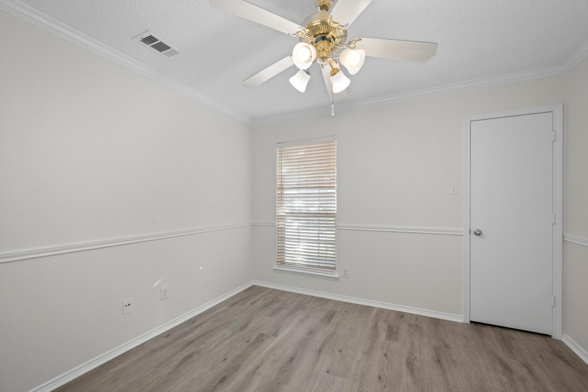 8008 Peregrine Trail Arlington TX 76001