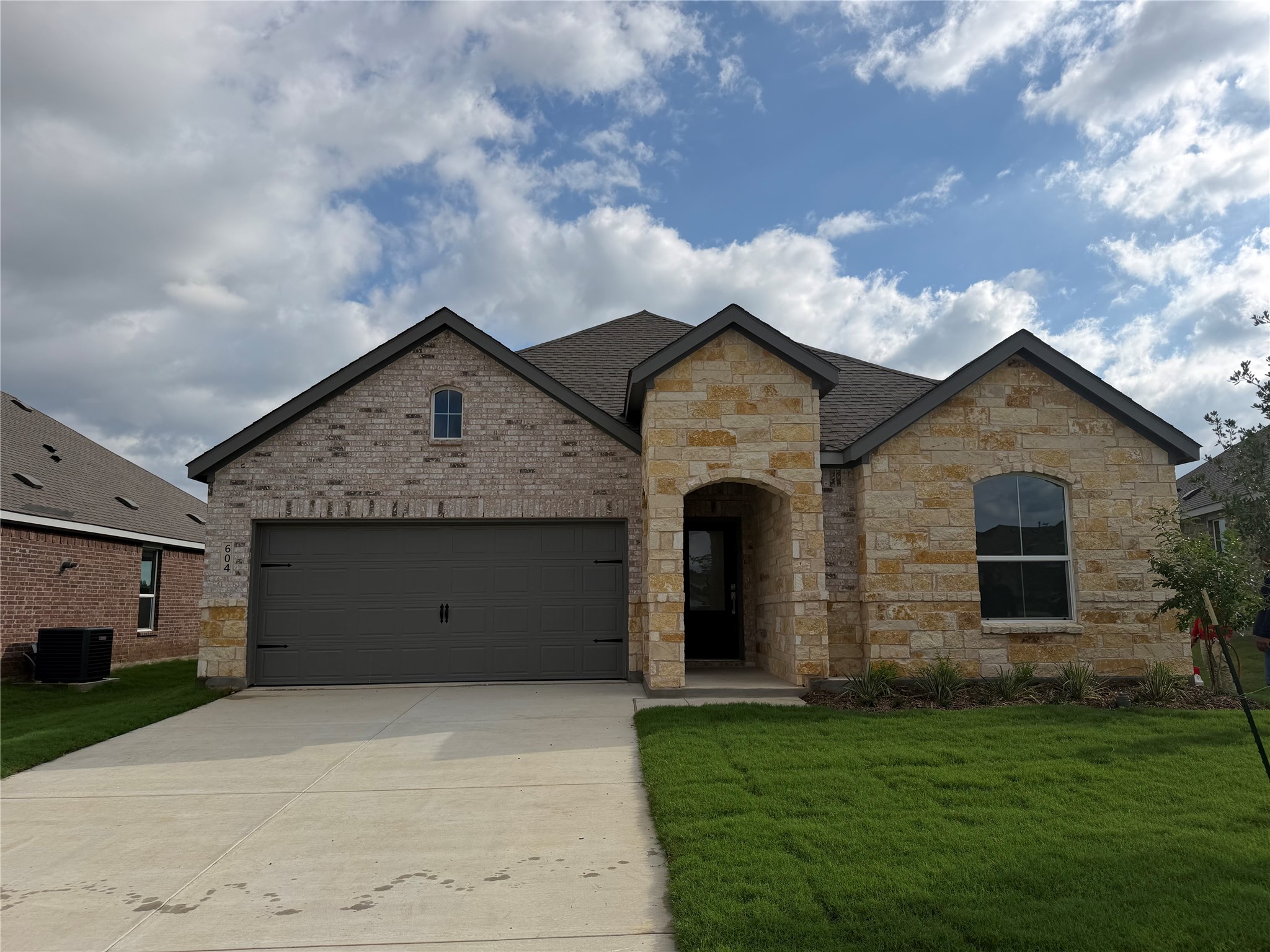 604 Arabian Lane Aubrey TX 76227