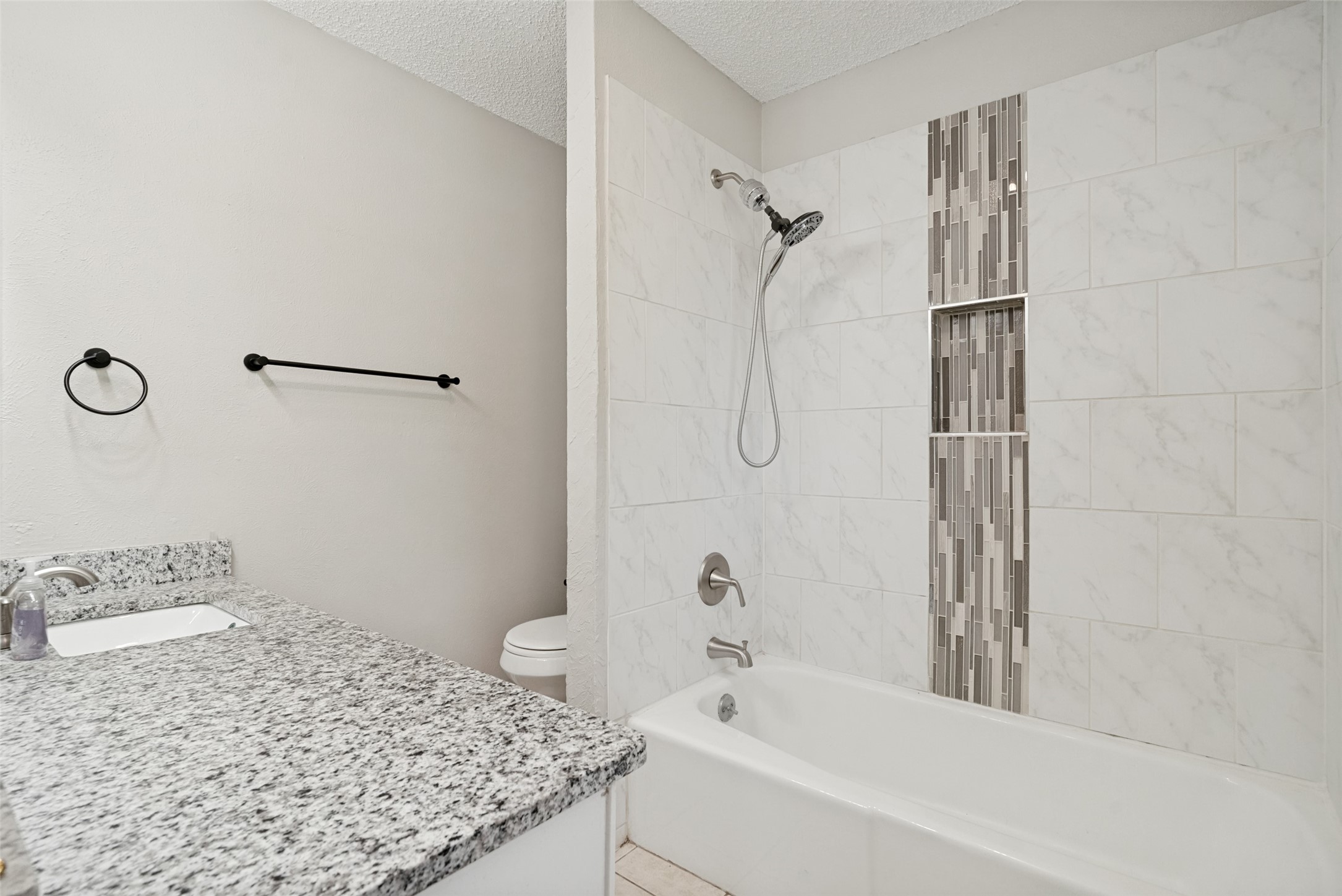 634 Lisa Street Burleson TX 76028