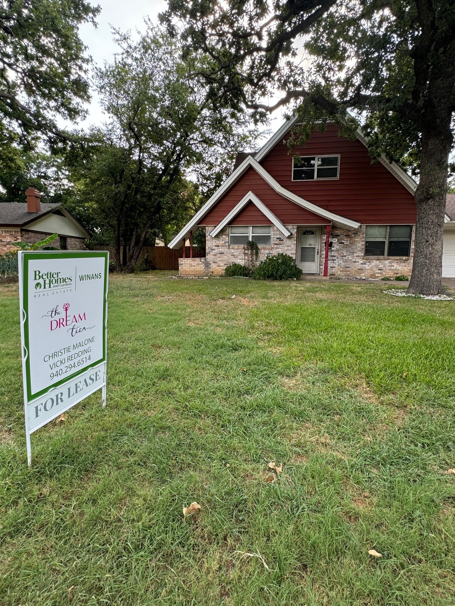 1004 Oakwood Drive Euless TX 76040