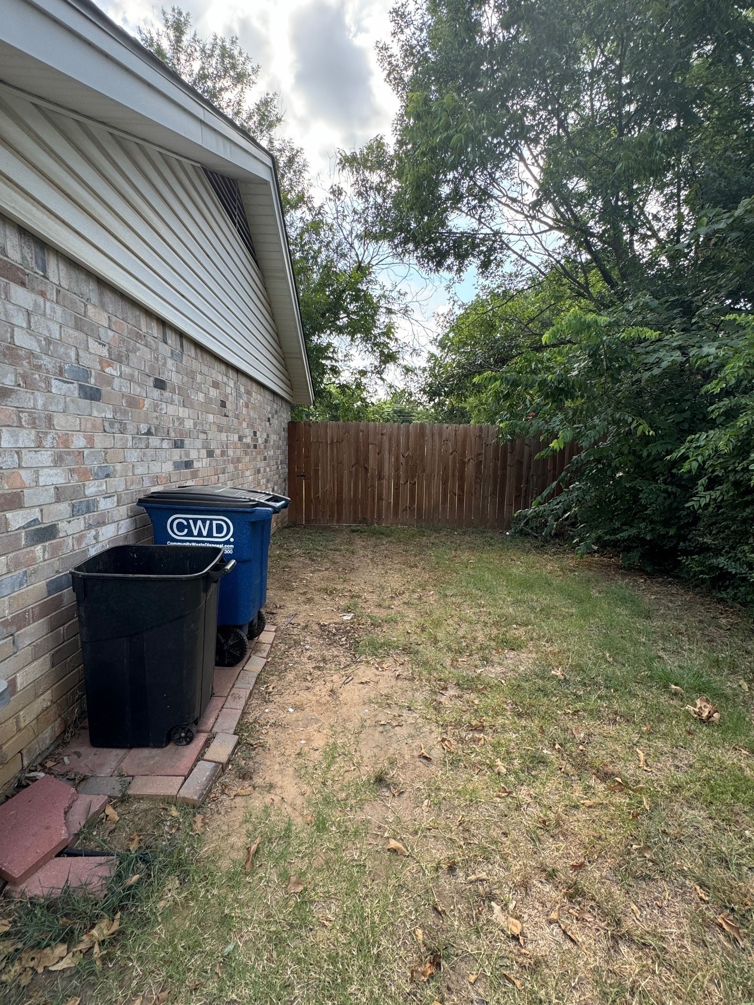 1004 Oakwood Drive Euless TX 76040