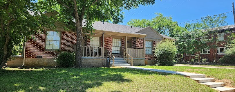 2131 Edwin Street Fort Worth TX 76110