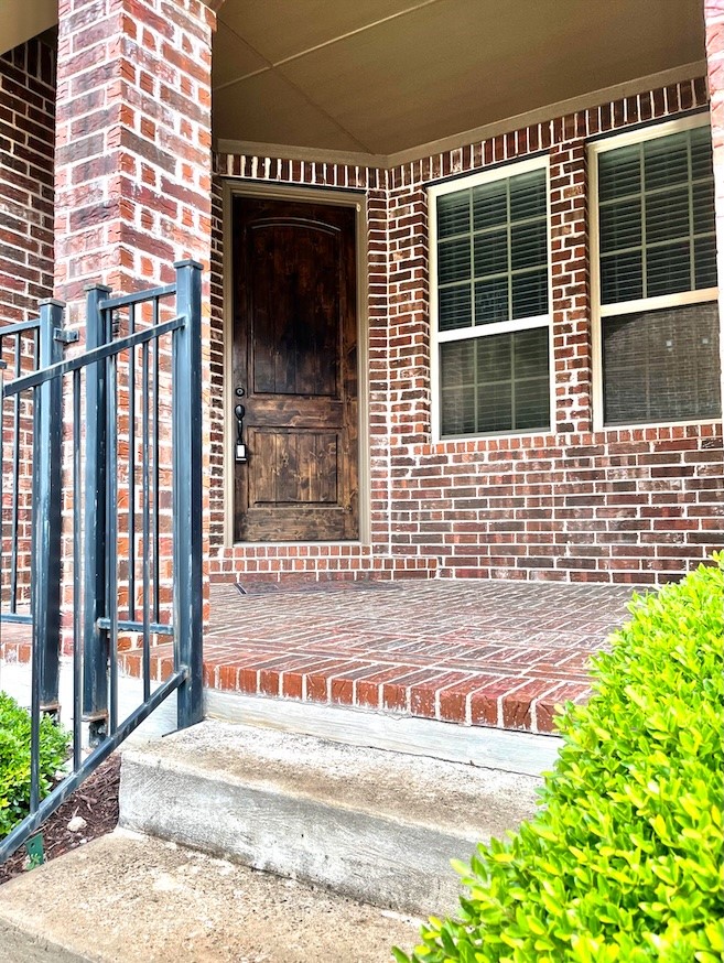 2713 Troutt Drive Carrollton TX 75010