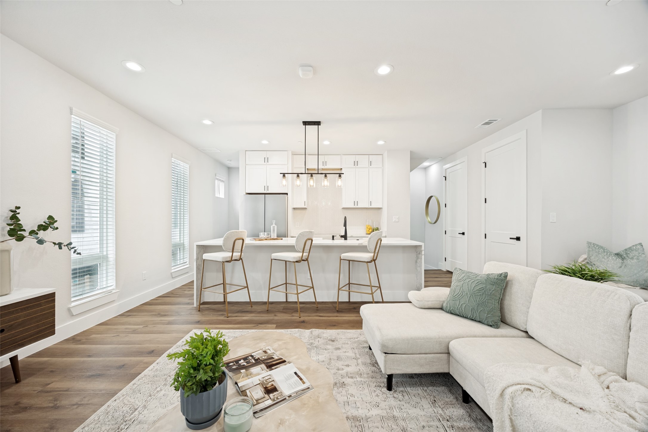 5637 Live Oak Street Dallas TX 75206