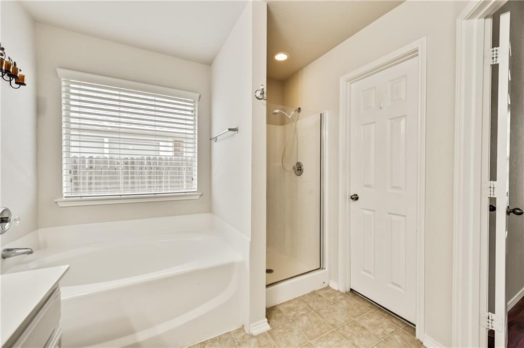 8633 Corral Circle Fort Worth TX 76244