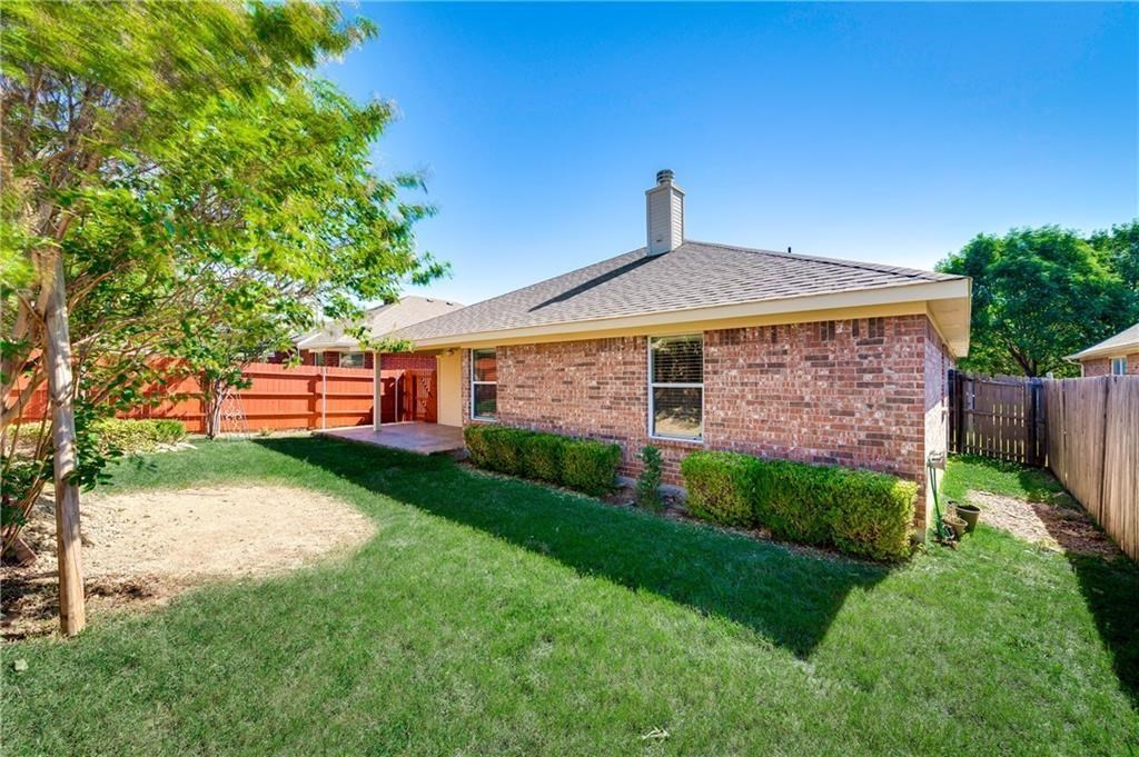 8633 Corral Circle Fort Worth TX 76244