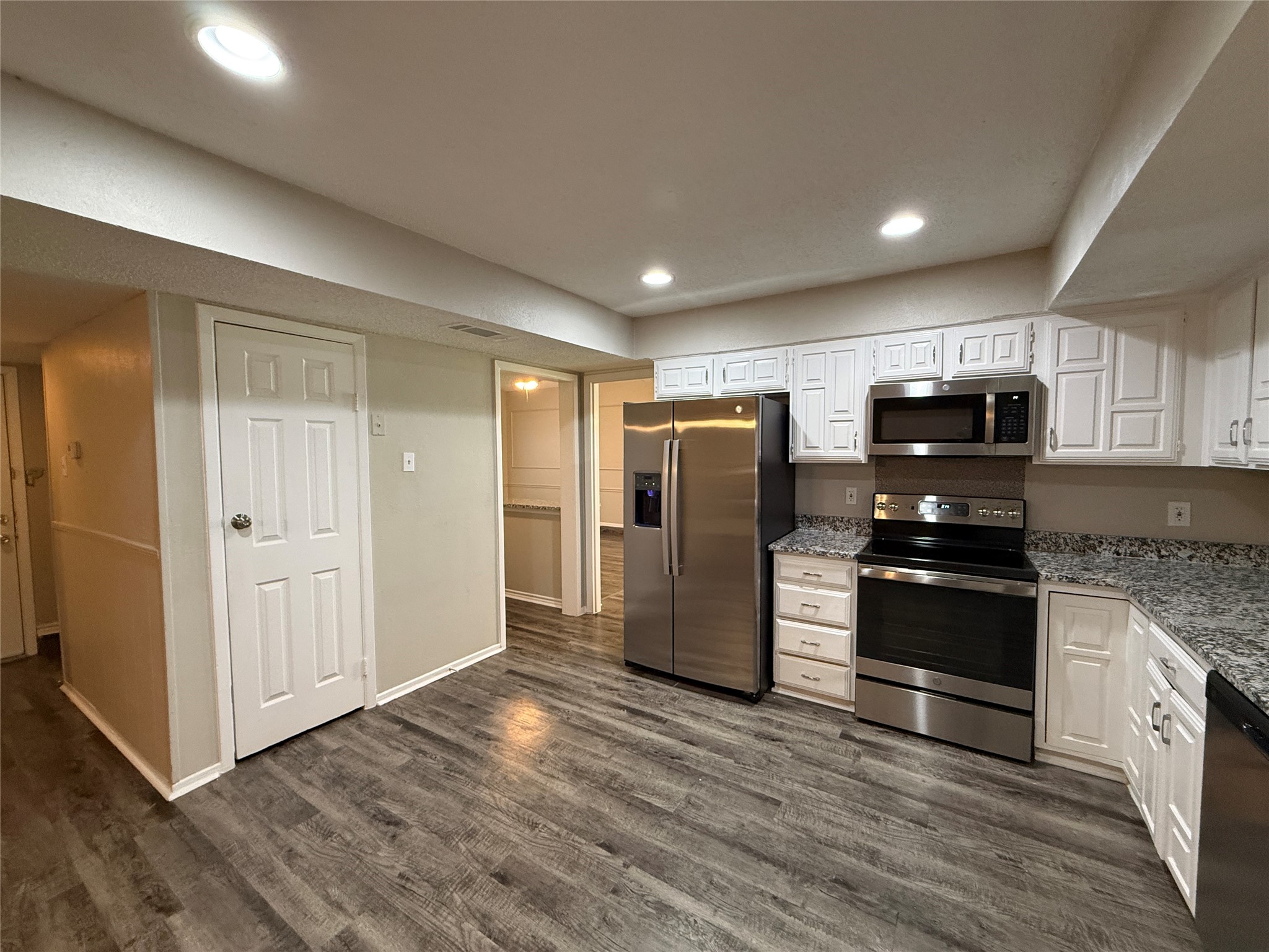 1121 Via Del Rey Mesquite TX 75150