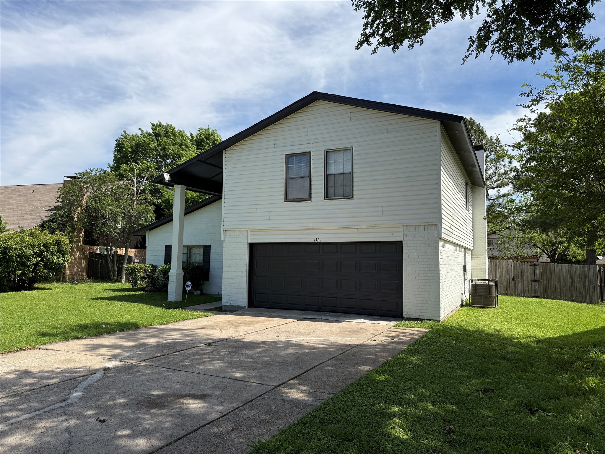 1121 Via Del Rey Mesquite TX 75150