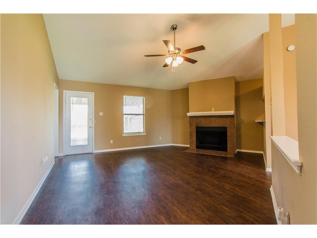 1080 W Hills Terrace Saginaw TX 76179
