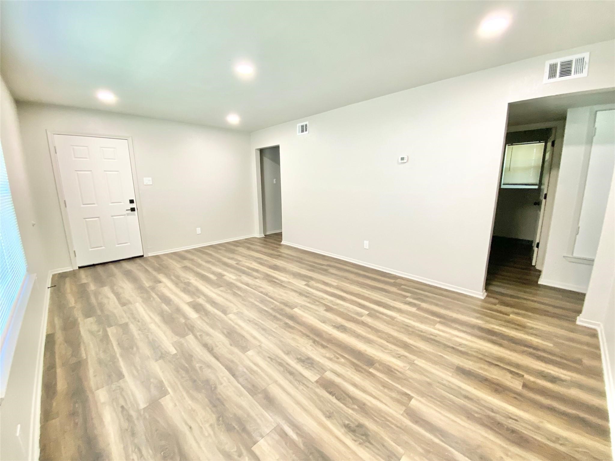 117 E Sanford Street Arlington TX 76011