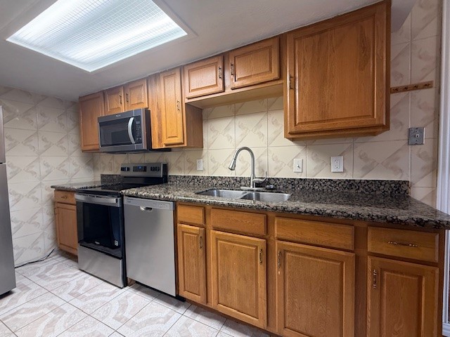 12802 Midway Road Dallas TX 75244