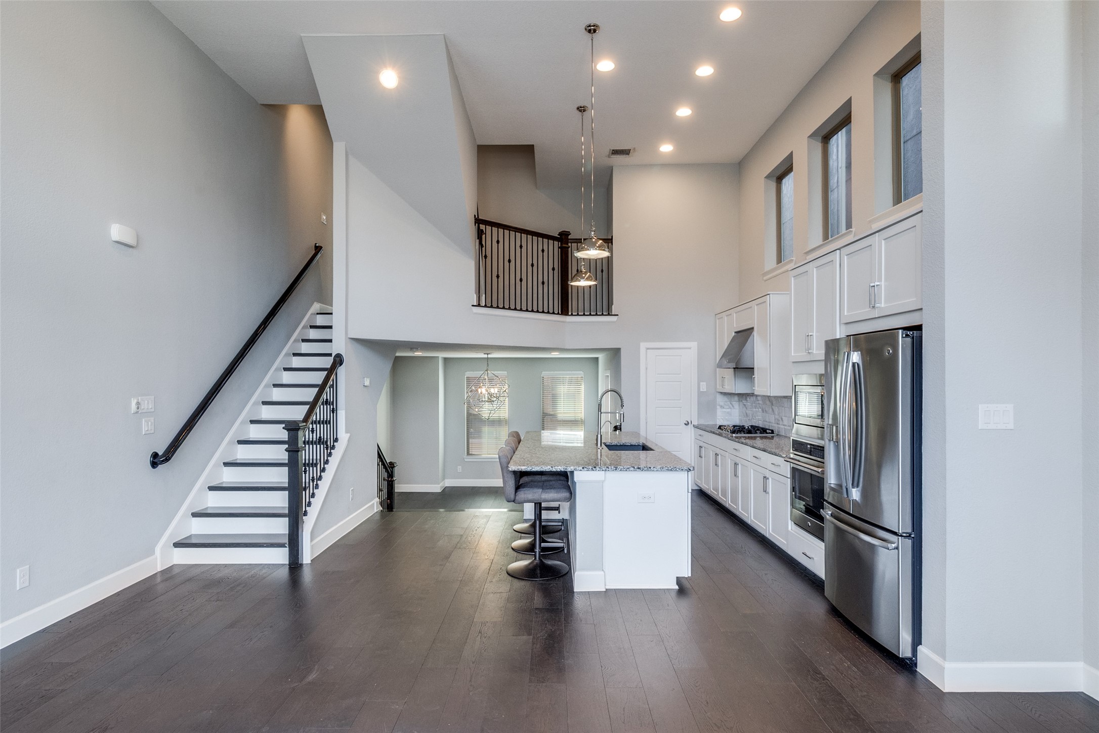 1348 Arch Place Dallas TX 75215