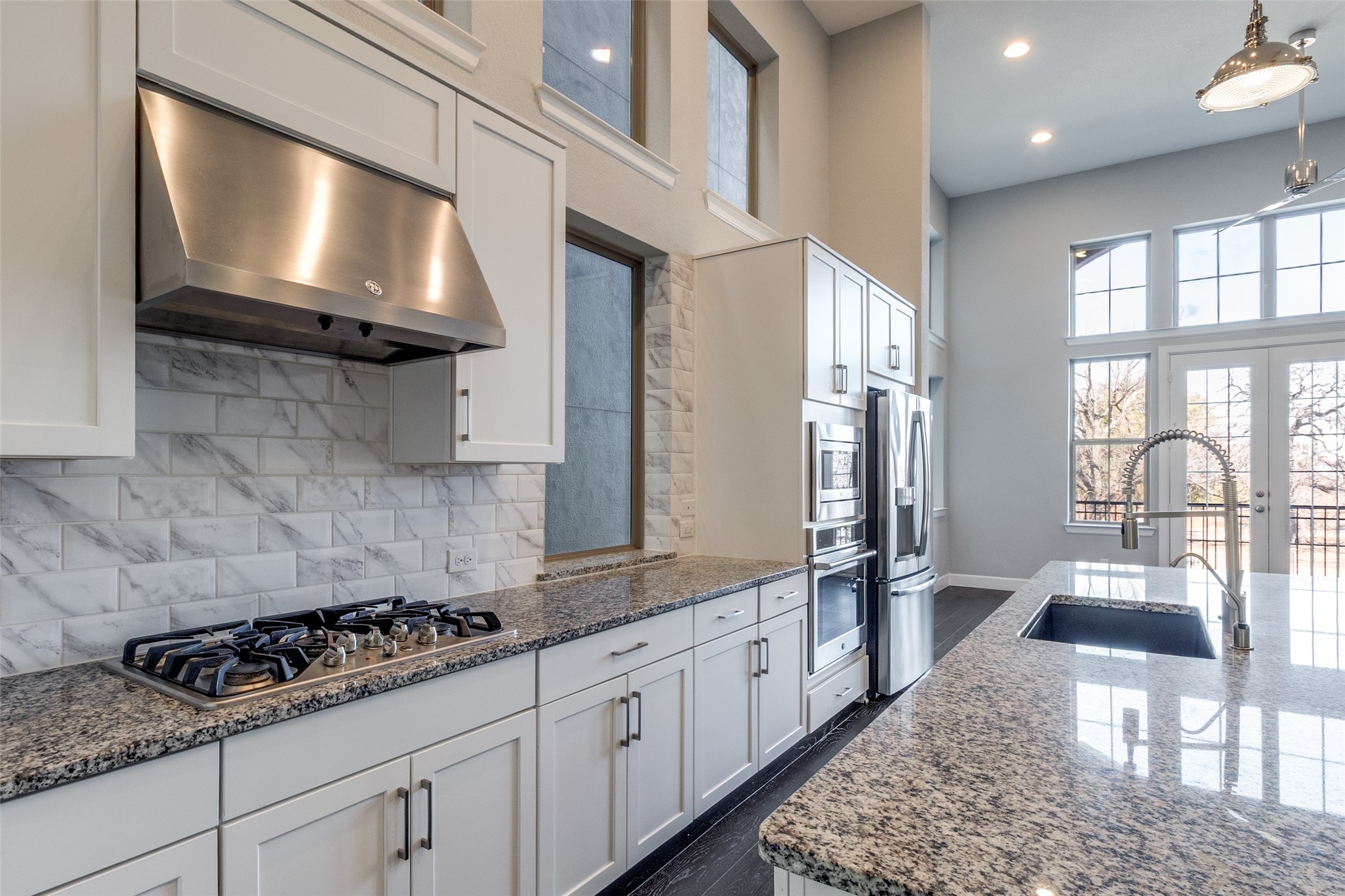 1348 Arch Place Dallas TX 75215