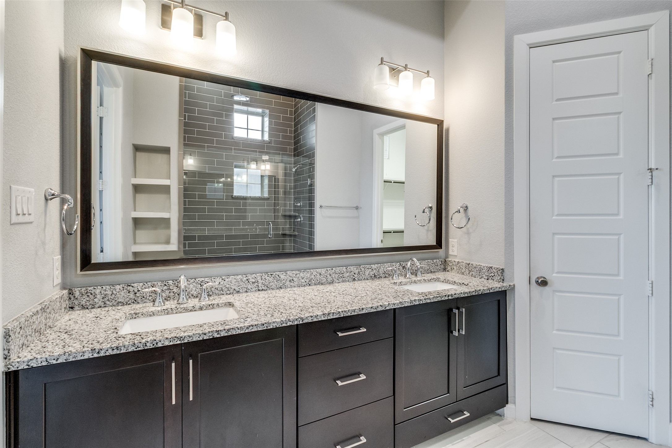 1348 Arch Place Dallas TX 75215