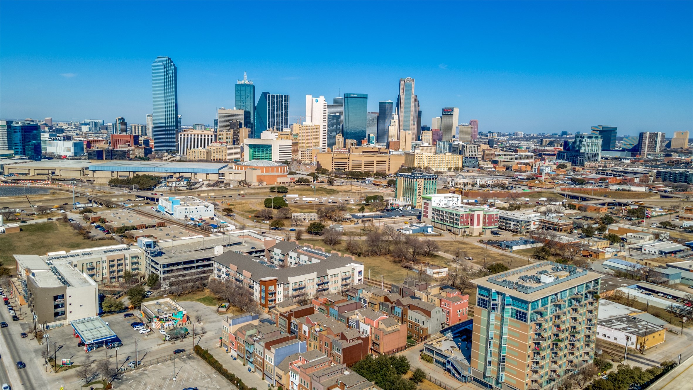 1348 Arch Place Dallas TX 75215