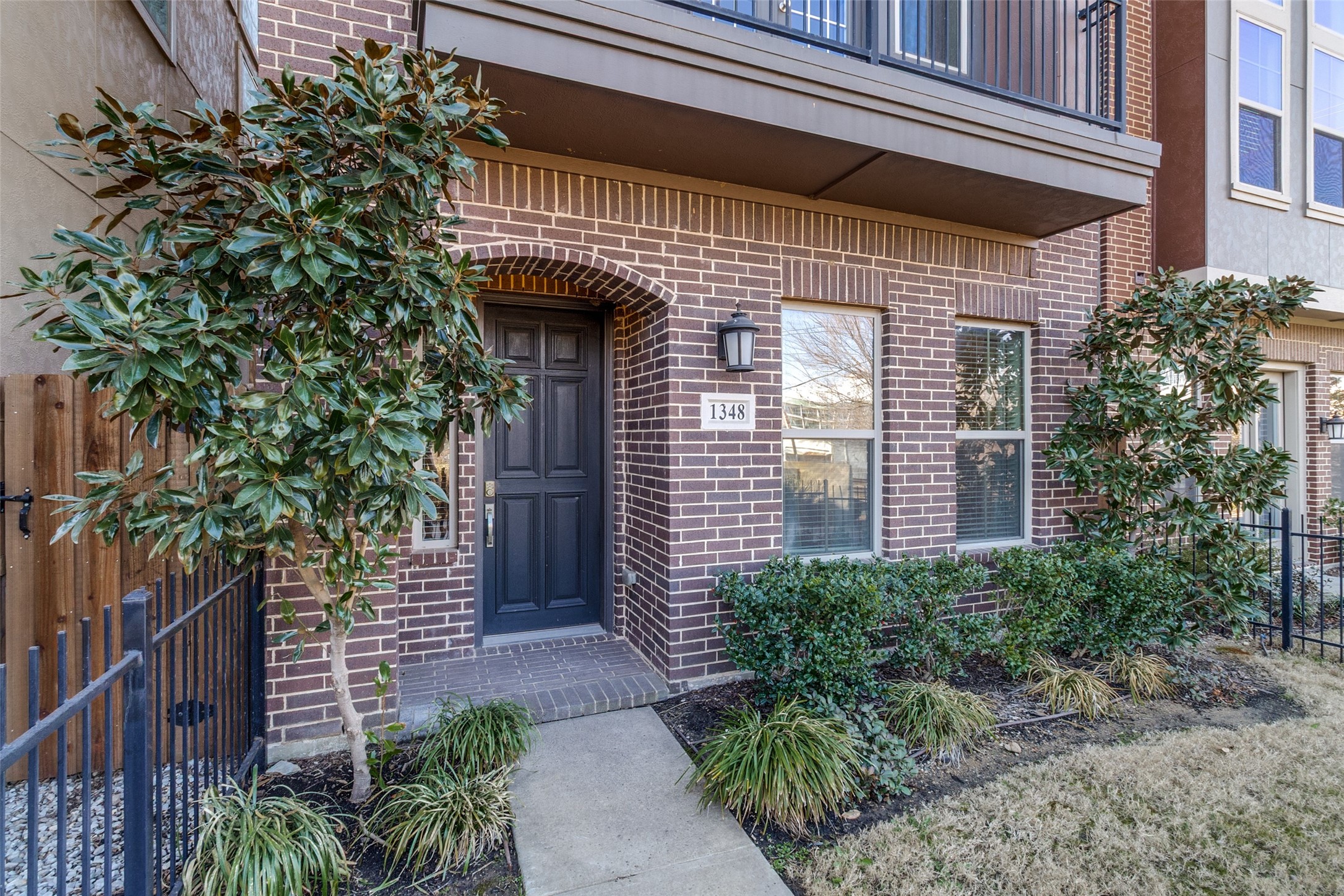 1348 Arch Place Dallas TX 75215