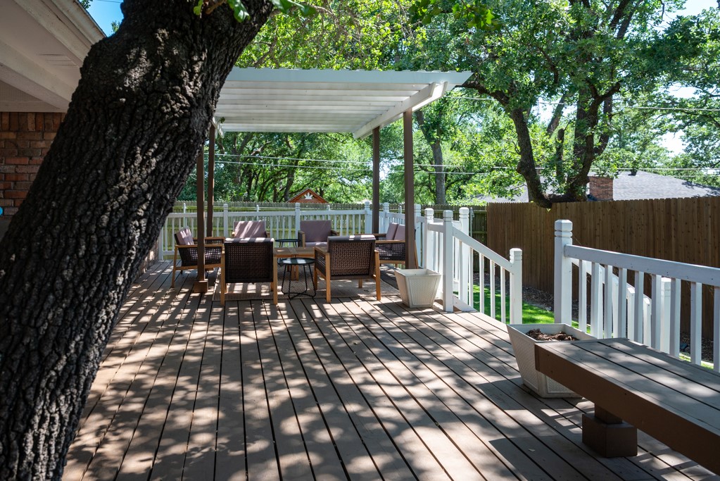 2237 Norwood Drive Hurst TX 76054