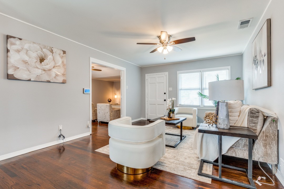 2736 Rolinda Drive Dallas TX 75211