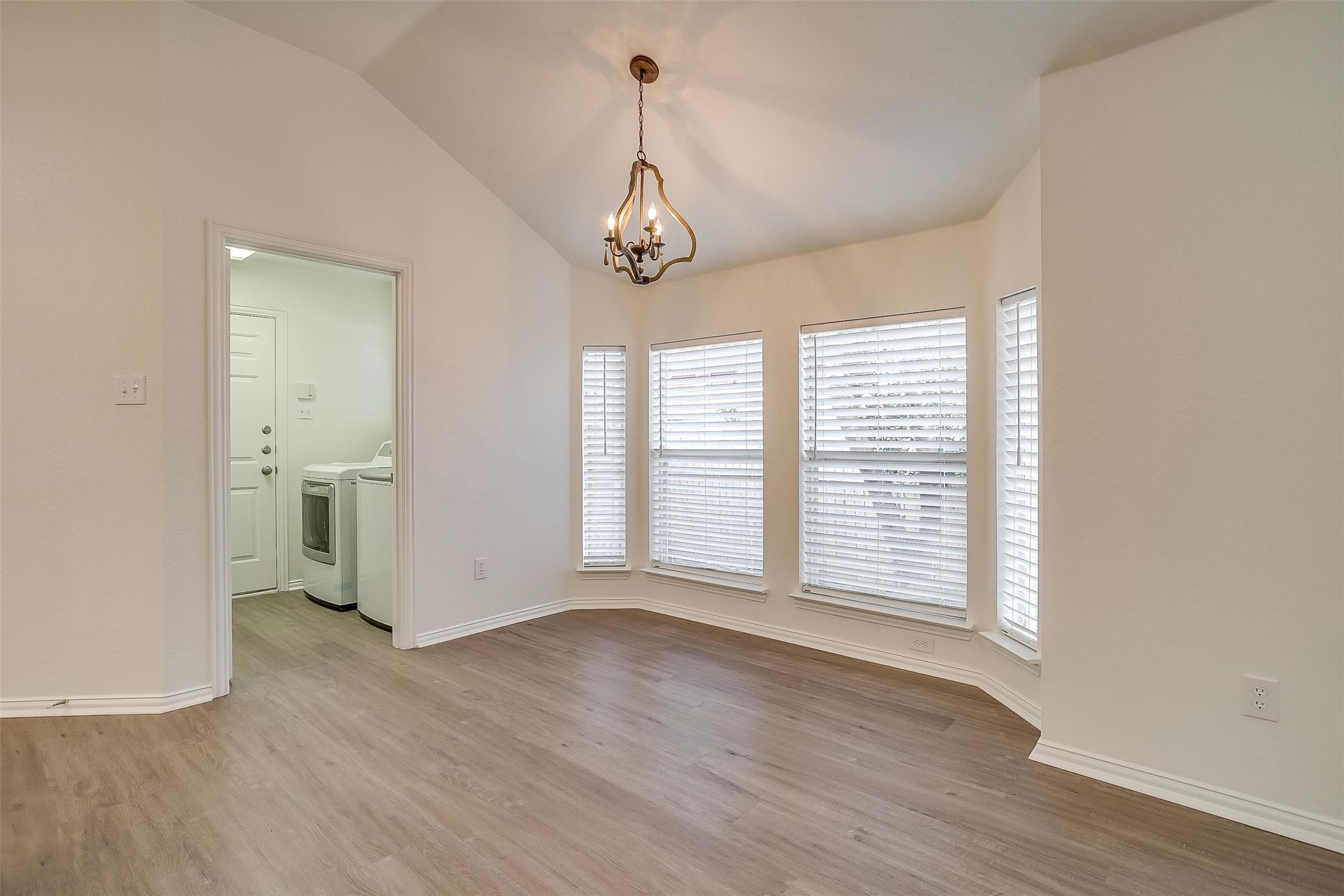 3212 Riverwood Drive Fort Worth TX 76116
