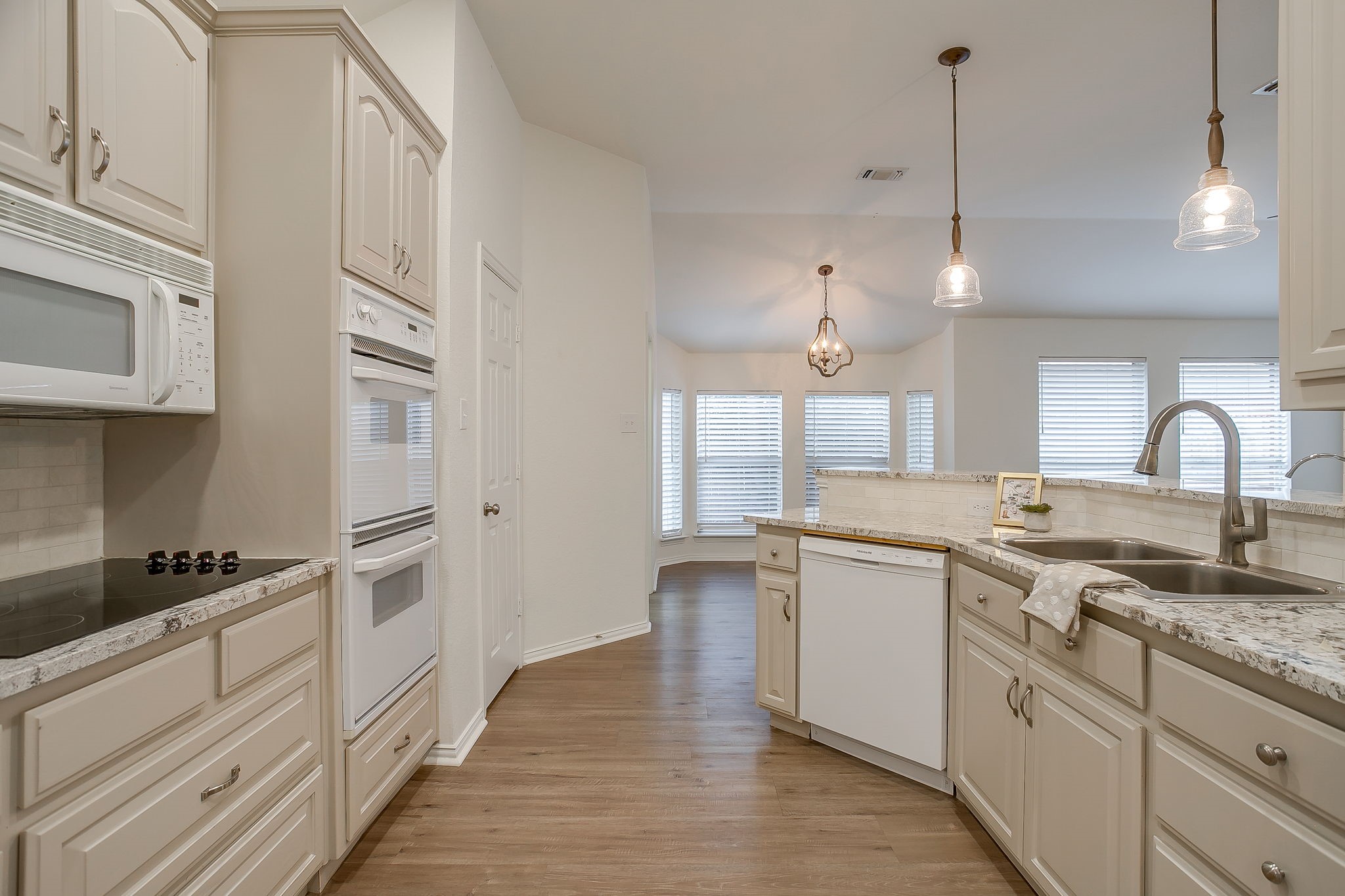3212 Riverwood Drive Fort Worth TX 76116
