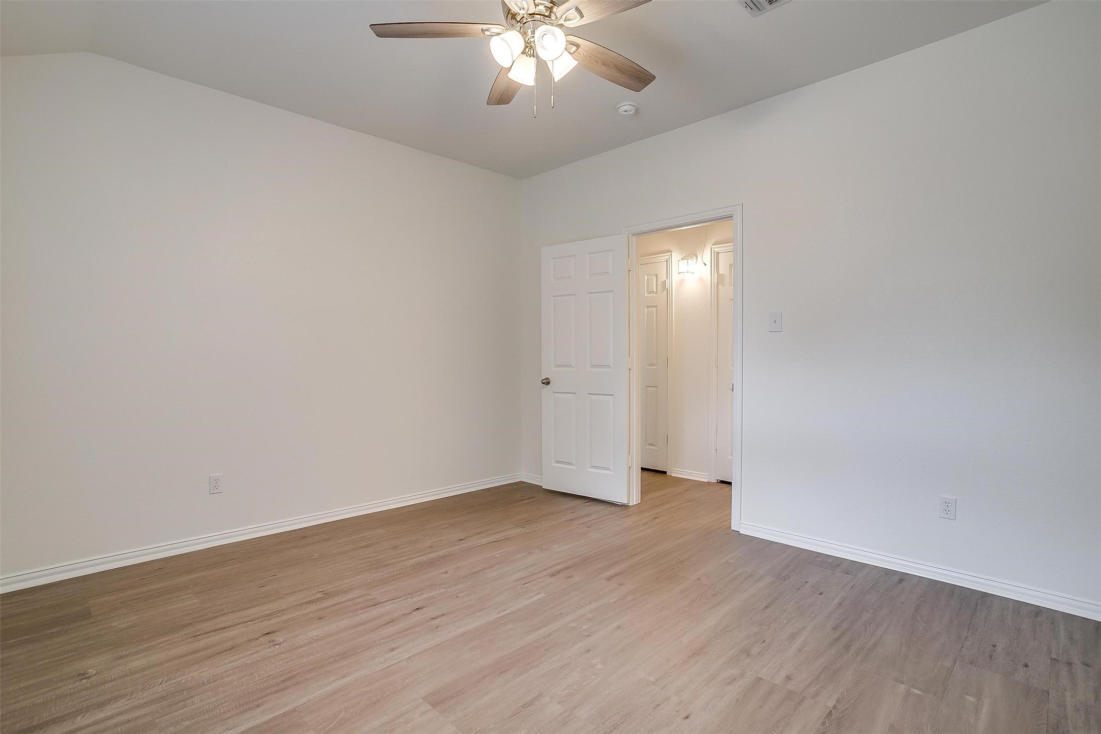 3212 Riverwood Drive Fort Worth TX 76116