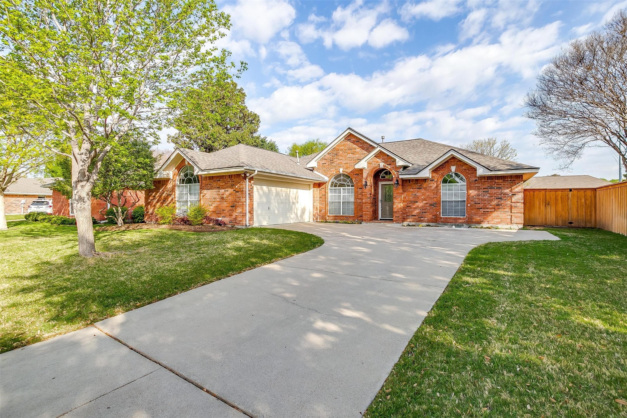 3212 Riverwood Drive Fort Worth TX 76116